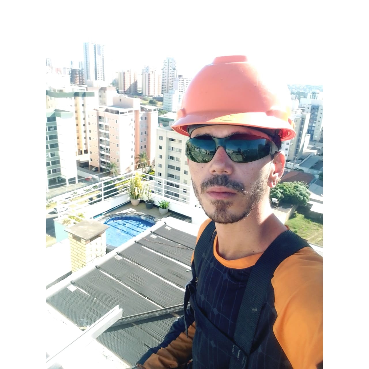 Instalação de Starlink no SIA, Brasília DF – antena Starlink em estabelecimento comercial próximo à Asa Sul
